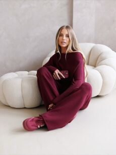 BY O LA LA...! DZIANINOWY KOMPLET PONCZO + SPODNIE BORDO (MERLOT)