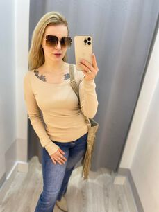 BY O LA LA...! PRĄŻKOWANA BLUZKA BASIC SERCE BEŻ
