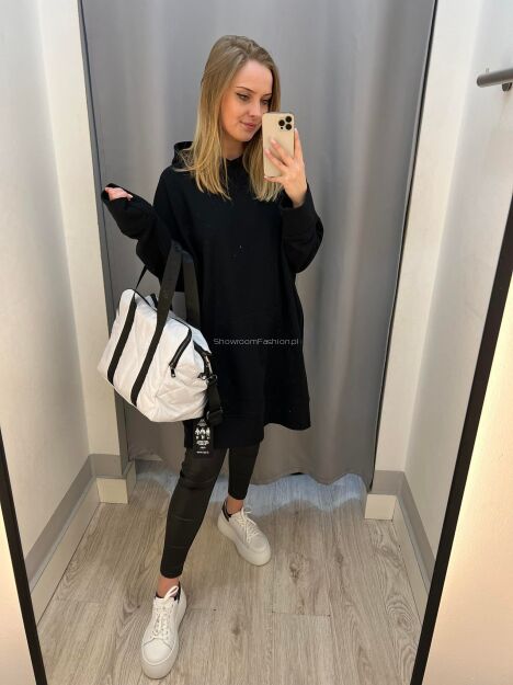 BY O LA LA! DŁUGA BLUZA Z NAPISEM CZARNA