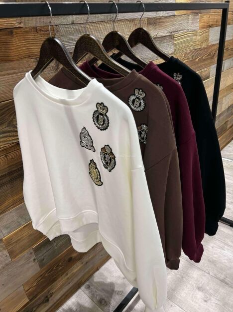 BY O LA LA! DRESOWA BLUZA Z NASZYWKAMI CZARNA