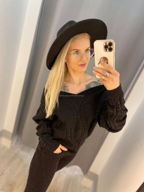 BY O LA LA.. ! OVERSIZOWY SWETER Z PEREŁKAMI CZARNY