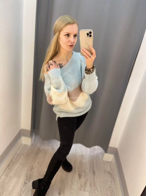 BY O LA LA.. ! OVERSIZOWY SWETER MOHER PASKI BŁĘKIT/BEŻ/ECRU