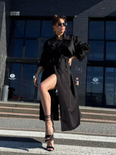 EMO DŁUGI PŁASZCZ TRENCZ Z PAGONAMI CZARNY