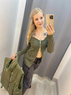 BY O LA LA...! BLUZKA BASIC Z SUWAKIEM KHAKI