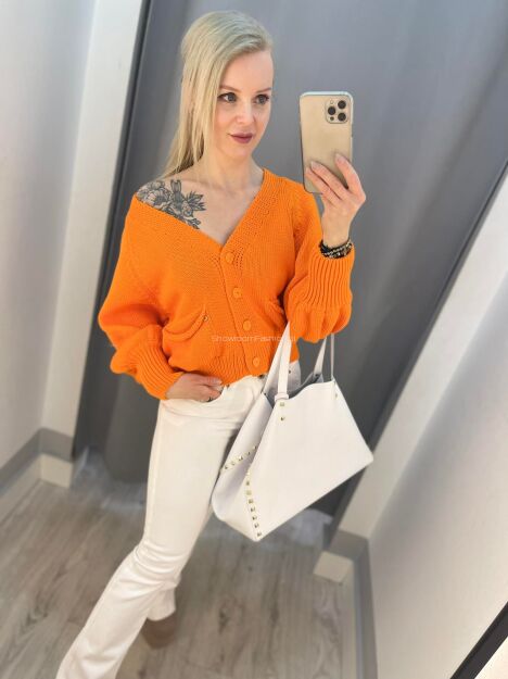 BY O LA LA...! KRÓTKI SWETER Z GUZIKAMI POMARAŃCZOWY