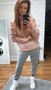 BY O LA LA...! SWETER GOLF Z WYCIĘTYMI RAMIONAMI RÓŻ