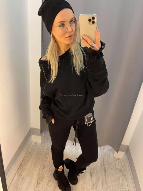 BY O LA LA! DRESOWA BLUZA Z DŻETAMI CZARNA