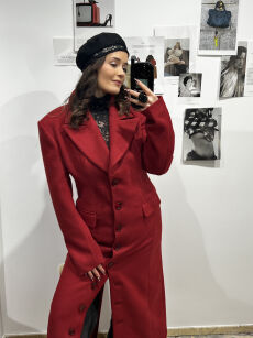 LA MILLA DŁUGI PŁASZCZ NA GUZIKI CZERWONY