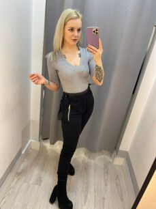 BY O LA LA ! SPODNIE DRESOWE KIESZEŃ 3D CZARNE