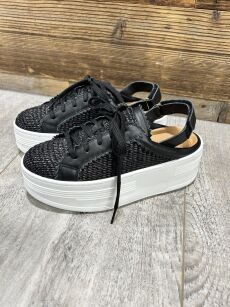 BY O LA LA...! SNEAKERSY/SANDAŁY NA GRUBEJ PODESZWIE RAFIA CZARNE
