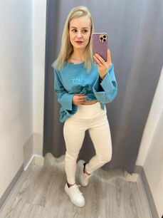 BY O LA LA ! PRĄŻKOWANE LEGGINSY LOGO ŚMIETANA