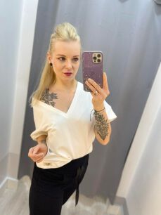 BY O LA LA...! BLUZKA BASIC V-NECK ECRU