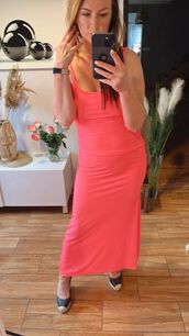 BY O LA LA! PRĄŻKOWANA SUKIENKA MAXI FLUO RÓŻ