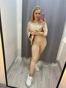BY O LA LA ! PRĄŻKOWANE LEGGINSY LOGO BEŻ