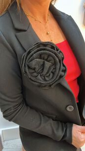 BY O LA LA...! BROSZKA PRZYPINKA RÓŻA CZARNA