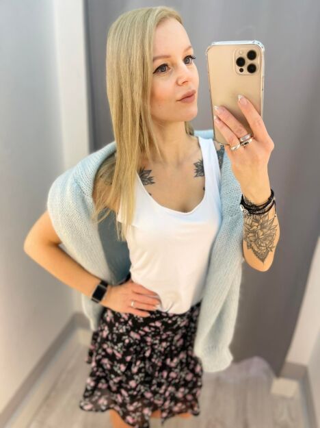 BY O LA LA...! GŁADKI TOP NA GRUBYCH RAMIĄCZKACH BIAŁY