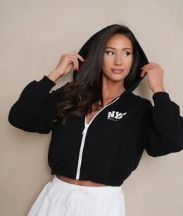 BY O LA LA! KRÓTKA BLUZA NYC CZARNA