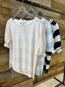 BY O LA LA...! CIENKI SWETER W PASY BIEL/GRANAT