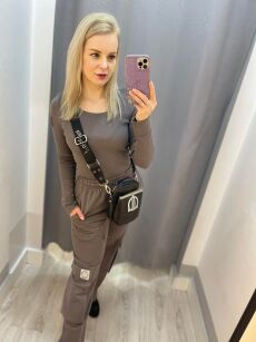 BY O LA LA...! PRĄŻKOWANA BLUZKA BASIC SERCE KAMIENNY BRĄZ