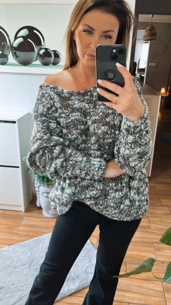 BY O LA LA...! OVERSIZOWY SWETER MELANŻ SZARY/CZARNY