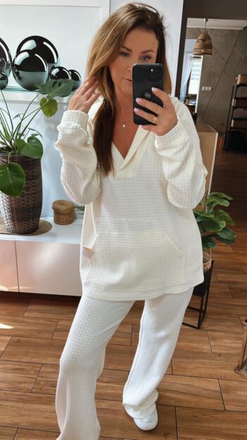BY O LA LA...! DRES KOMPLET WAFEL ŚMIETANA