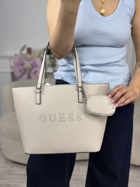 GUESS TOREBKA Z SASZETKĄ JASNY BEŻ